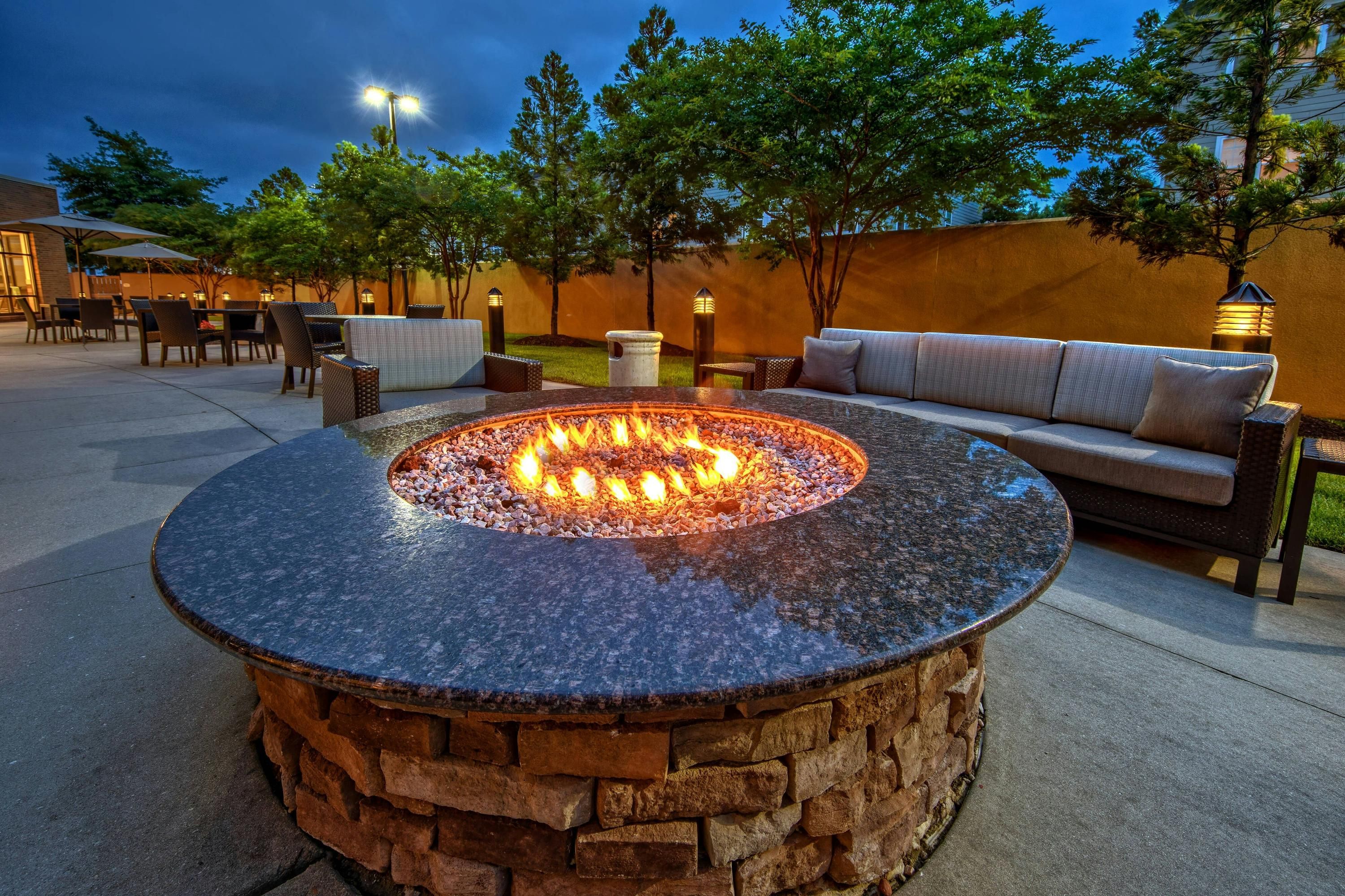 شرفة مرصوفة